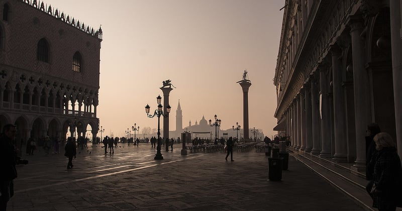 Voyager pas cher en Europe : 15 astuces simples pour économiser sans renoncer au dépaysement